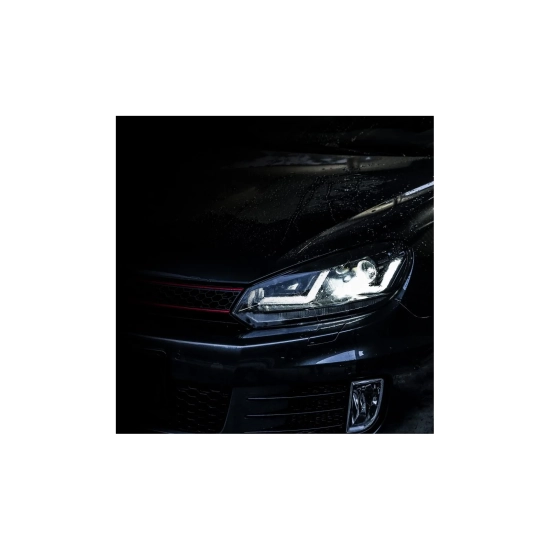 Volkswagen – pomniejszone zdjęcie przedniego reflektora