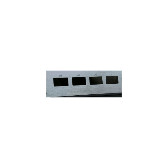 ZAPCO Z-CB100F AT – current and voltage displays, detail
