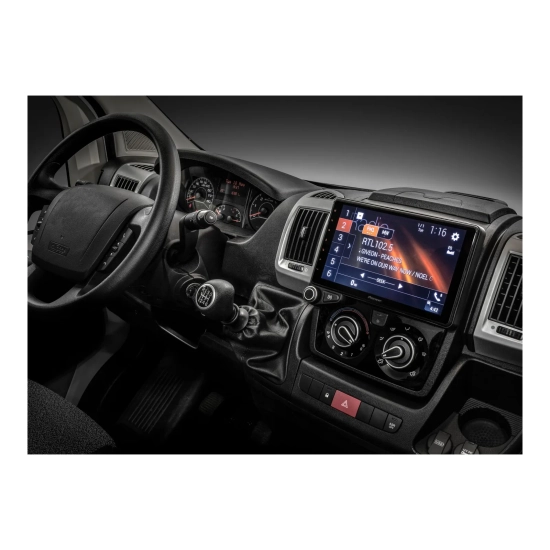 Pioneer AVIC-Z1000D34-C zamontowany w Fiat Ducato